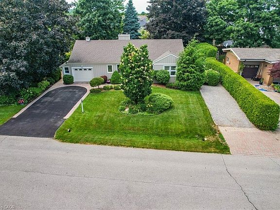 2nd image of 25 Garden Dr