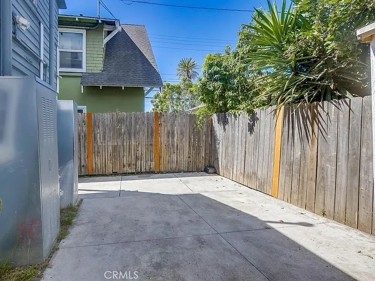 1007 Lewis Ave — Photo 26