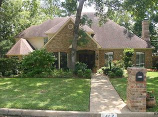 1402 Woodlands Dr, Tyler, TX 75703