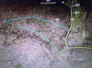 51 Houston Broughton Rd, Flat Lick, KY 40935