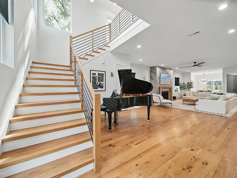 708 Cross Trail Dr — Photo 15