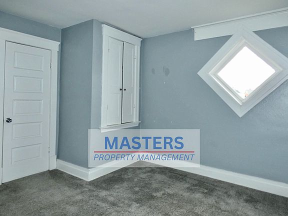 5th image of 739 Forsythe St Unit 2