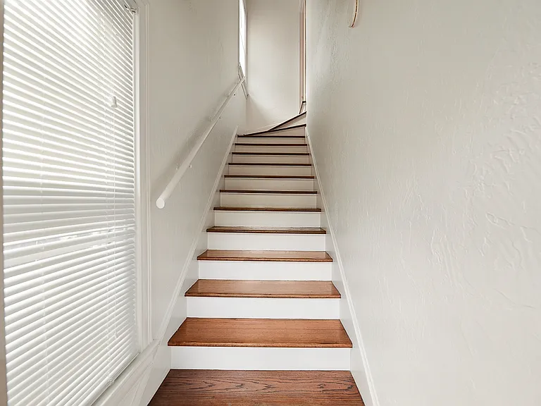 4105 Wycliff Ave — Photo 6