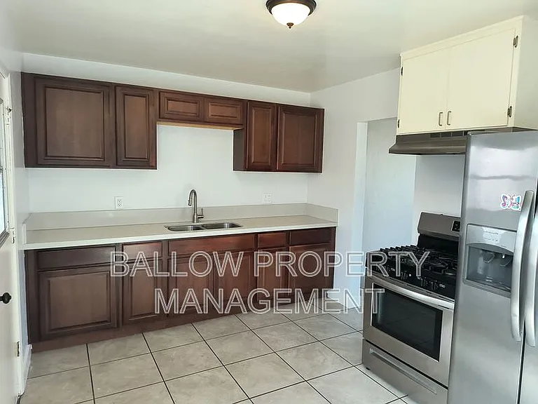 457B Smith Ave — Photo 12