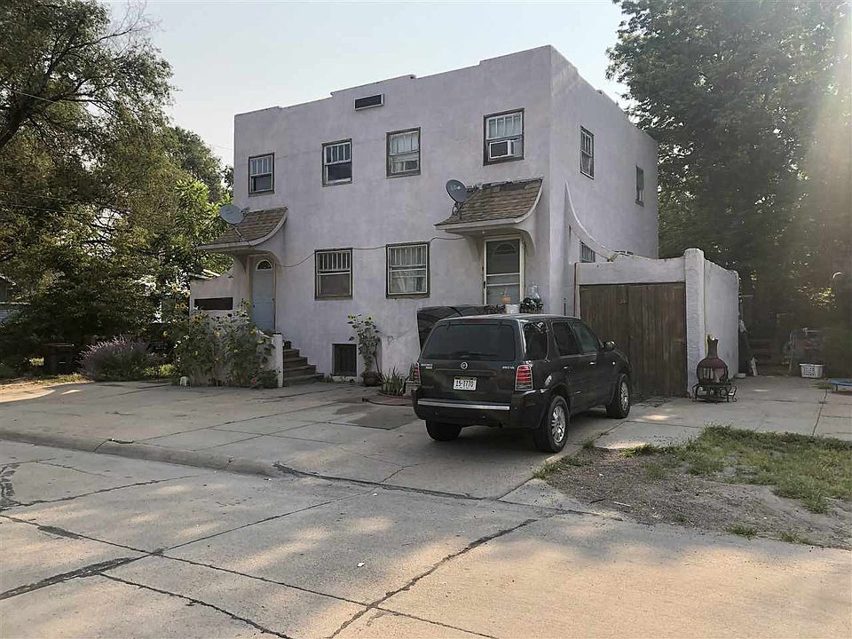 1st image of 1101 E 5th St