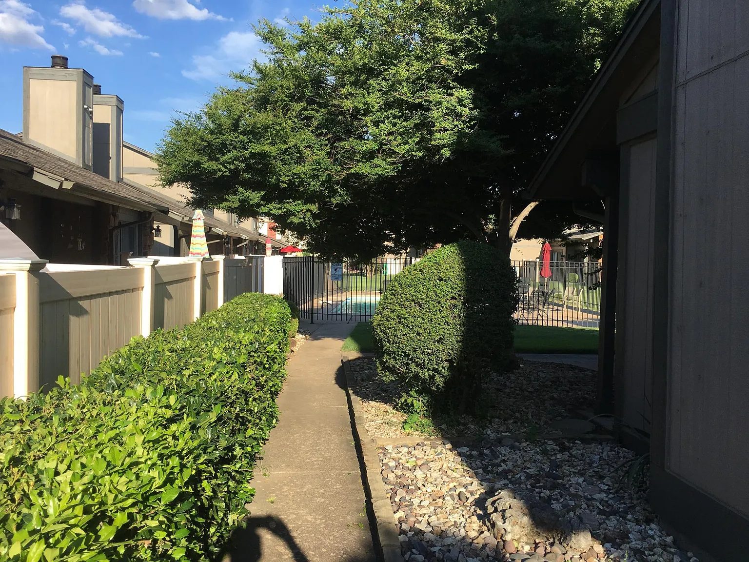 6165 S Zunis Ave — Photo 3