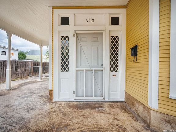 5th image of 612 N Pine Street