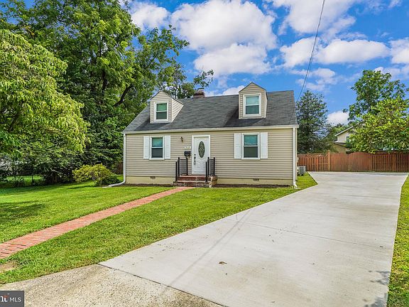 5th image of 3115 Hall Ct