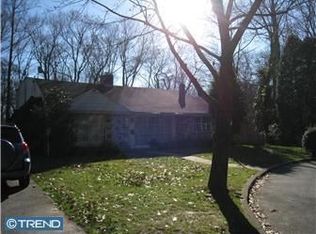 901 Carroll Rd, Wynnewood, PA 19096