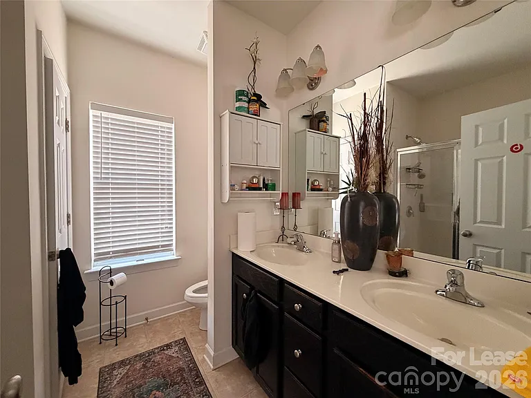 14635 Juventus St — Photo 7