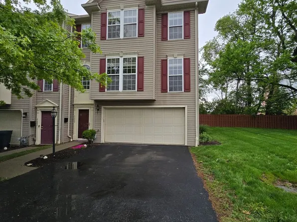 4209 Ivanhoe Dr, Monroeville, PA 15146
