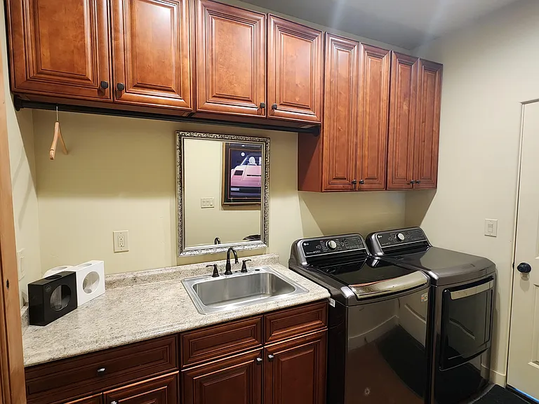 2296 Holly Dr — Photo 20