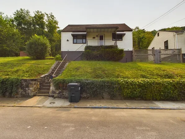 1222 Caldwell St, McMechen, WV 26040