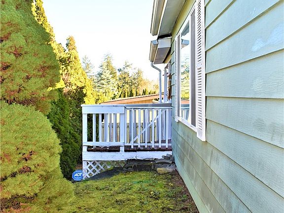 3rd image of 2500 Alder St Unit 38