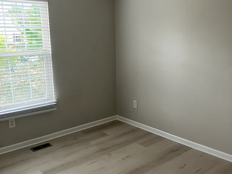10376 Bronze Dr — Photo 19