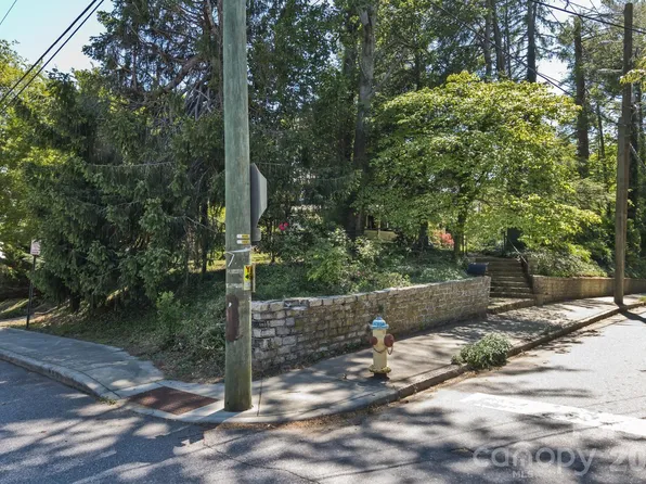 87 Hillside St, Asheville, NC 28801