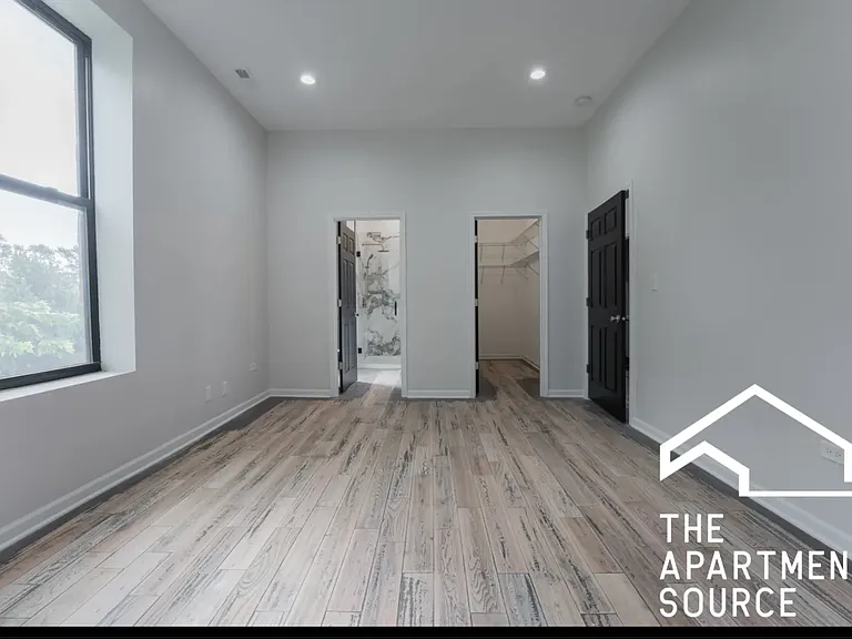 2703 W Thomas St #3 — Photo 11