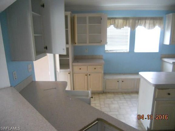 3rd image of 1101 Olive Ave S