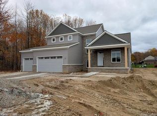 55140 Baker Rd, Chesterfield, MI 48047