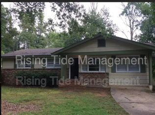 120 16th Ter NE, Center Point, AL 35215
