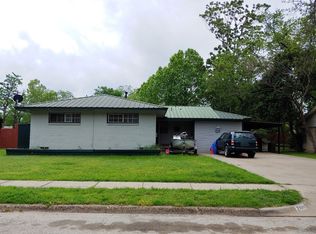 2909 Old Orchard Rd, Garland, TX 75041