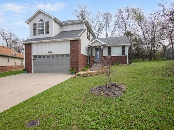 225 W Abbi Lane, Bolivar, MO 65613