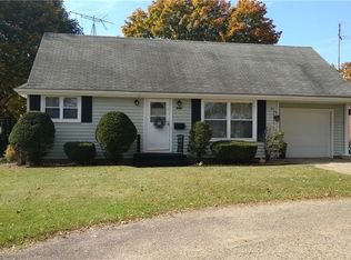 1029 N Main St, North Canton, OH 44720