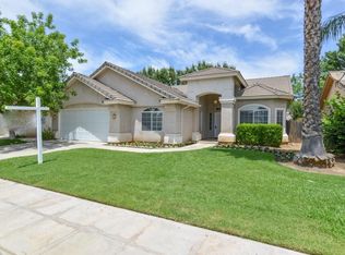 5198 W Cromwell Ave, Fresno, CA 93722