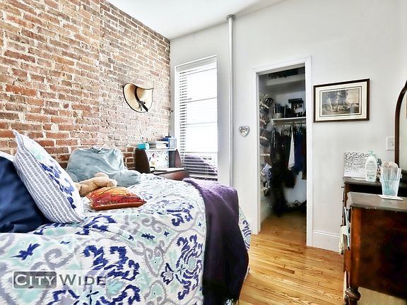 4th image of 337 E 13th St #7/8