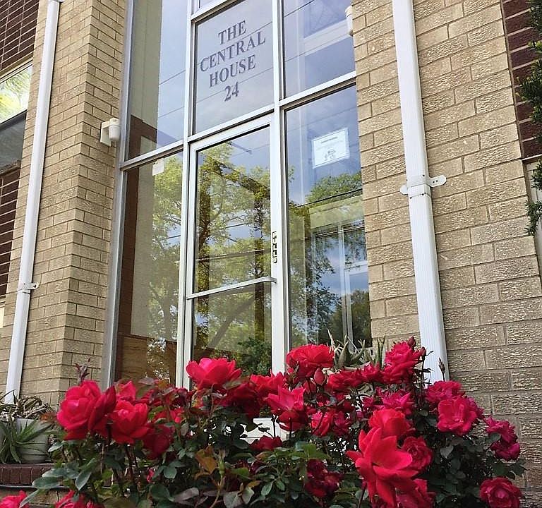Building Photo 5