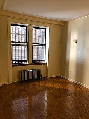 4th image of 3643 Broadway #Gf