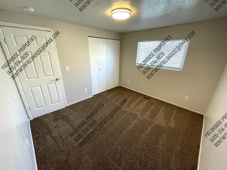 881 N 500 E — Photo 17