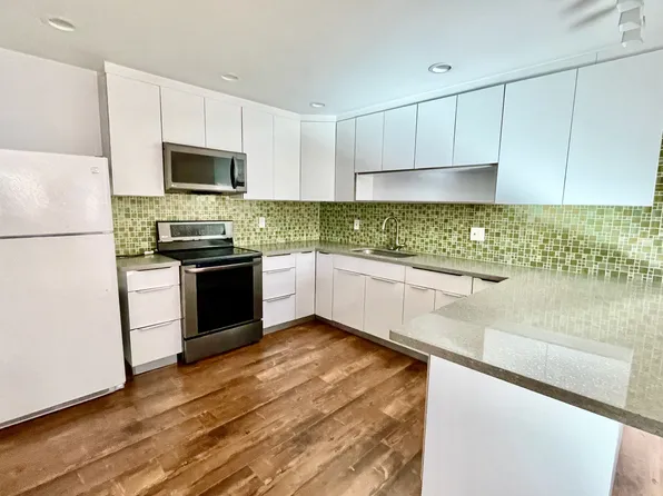 1310 Maalahi St, Honolulu, HI 96819