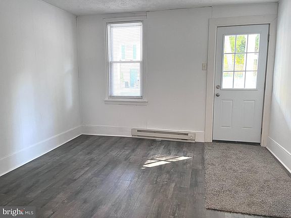 4th image of 311 E Burd St