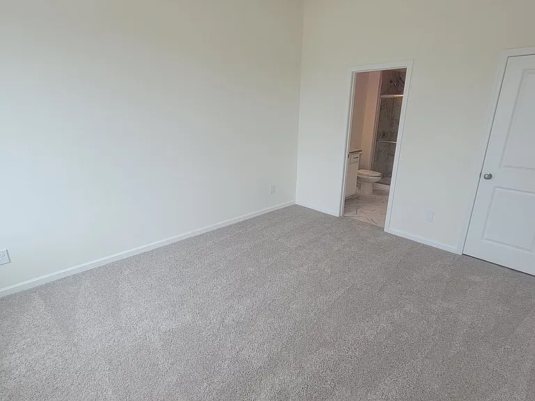 5841 Waterfall Pl — Photo 31