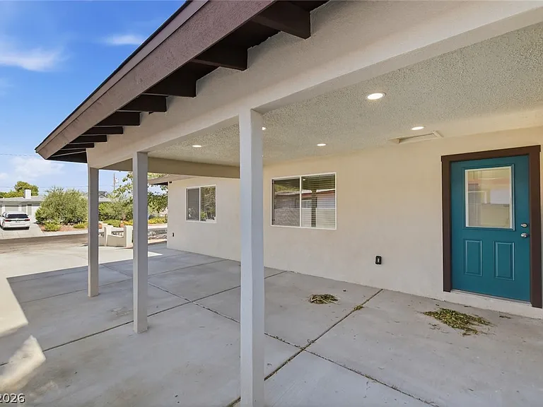 1800 8th Pl — Photo 22