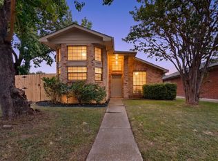 2521 Winter Oak St, Dallas, TX 75227