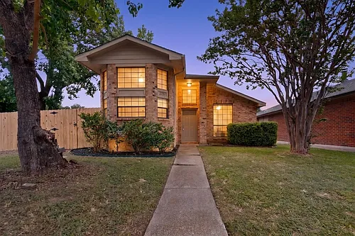 2521 Winter Oak St Photo 1