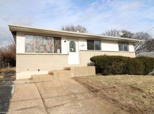 245 Becker Dr, Saint Louis, MO