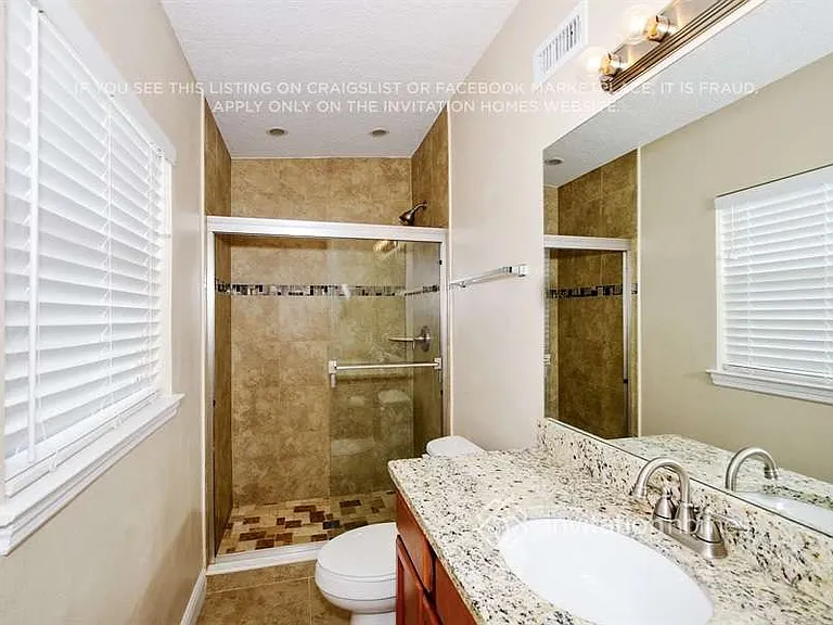3451 Australian Cir — Photo 13