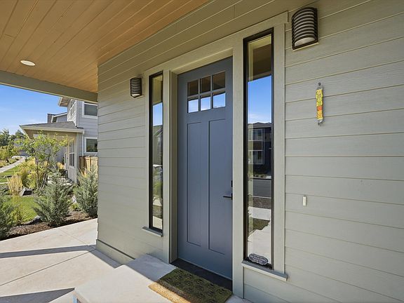 4th image of 20627 SE Boer Pl