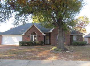 3371 Summerdale Dr, Memphis, TN 38133