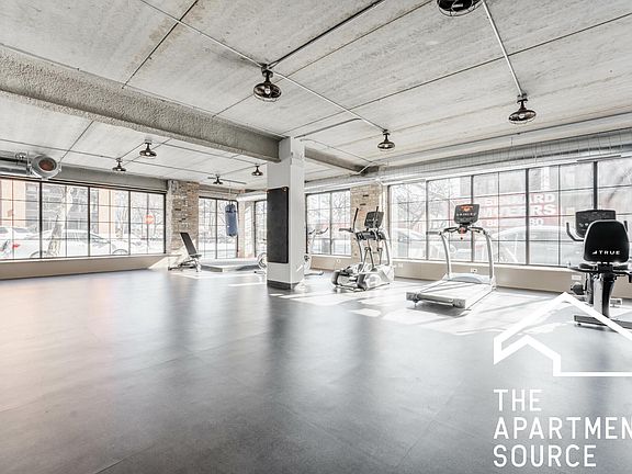 3rd image of 2551 S Wabash Ave #502