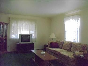 2nd image of 259 Marlboro Dr