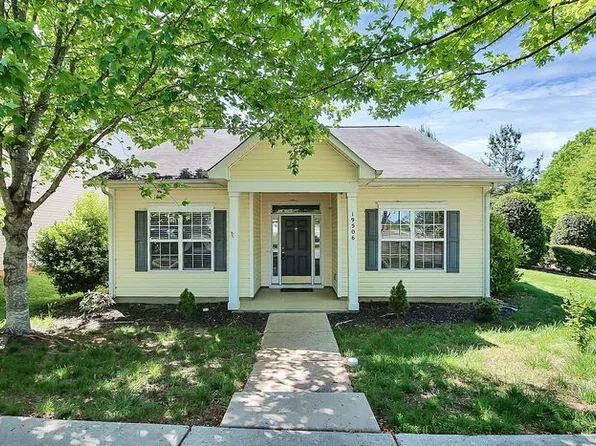 19506 Deer Valley Dr, Cornelius, NC 28031