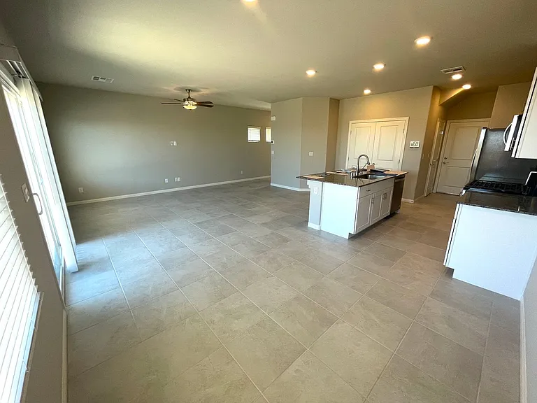 8982 Pacific Mist St — Photo 6