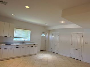 535B 7th St #GF, Palisades Park, NJ 07650