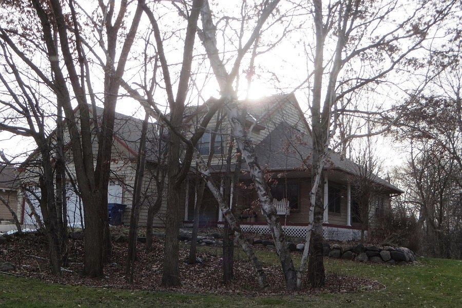 2nd image of 2134 28th St S