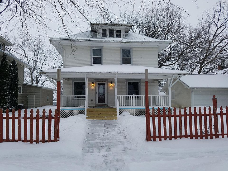 1st image of 210 S College St