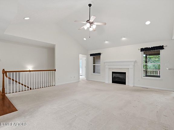 5th image of 1755 Arrowhead Blvd